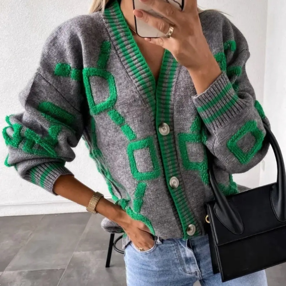 High Contrast Knit Cardigan